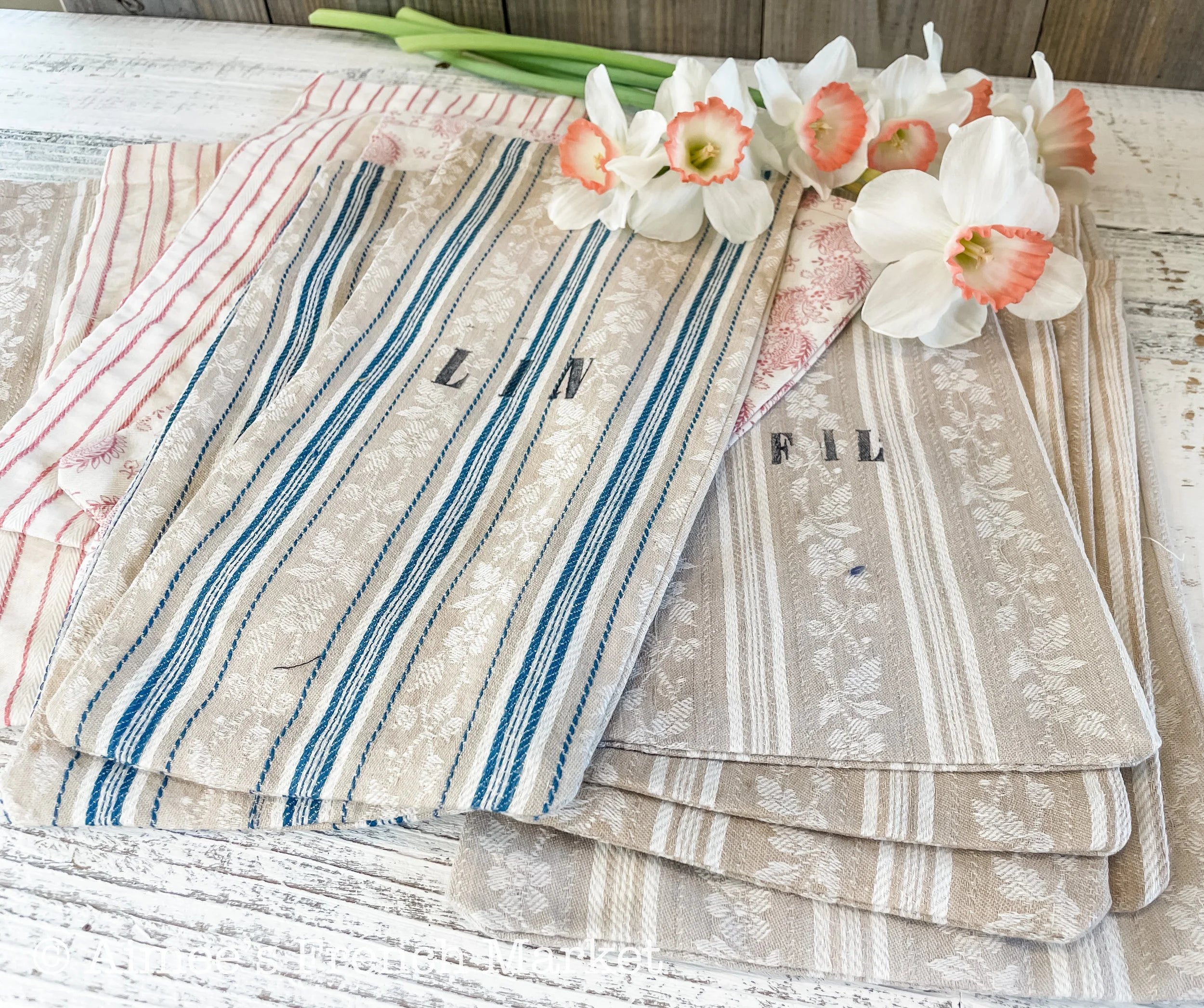 50% off - Vintage Cloth Bags