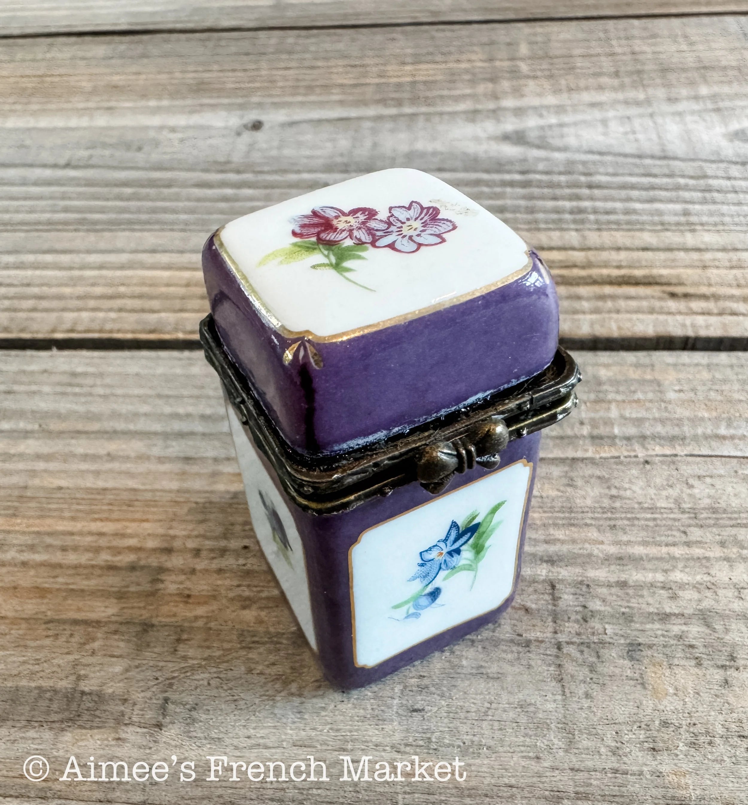 New Styles - Vintage Bijoux boxes - Great for Engagement!